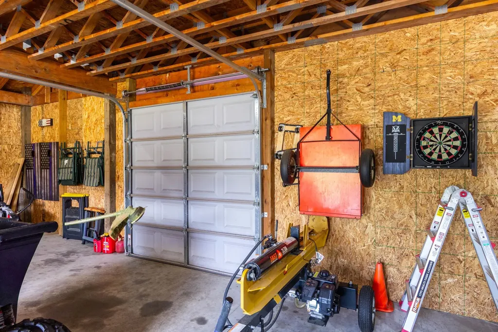 11343 Hill Road Goodrich Village MI 48438
