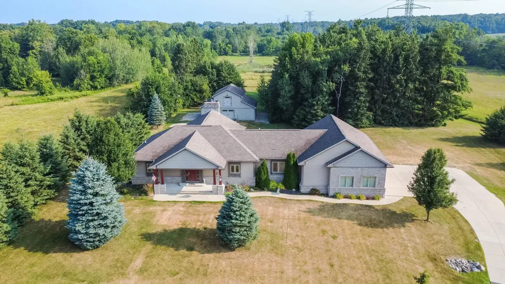 11343 Hill Road Goodrich Village MI 48438