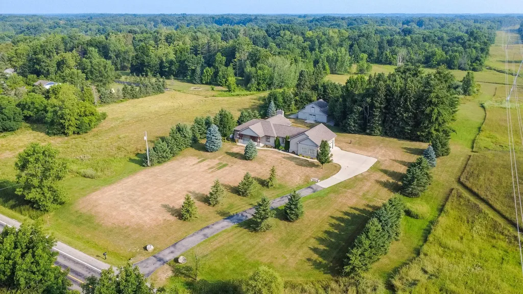 11343 Hill Road Goodrich Village MI 48438