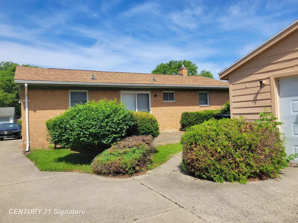 2031 Chelan Street Flint City MI 48503