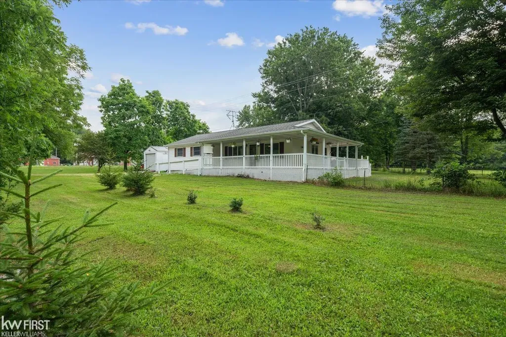10049 S Graham Road St. Charles Township MI 48655