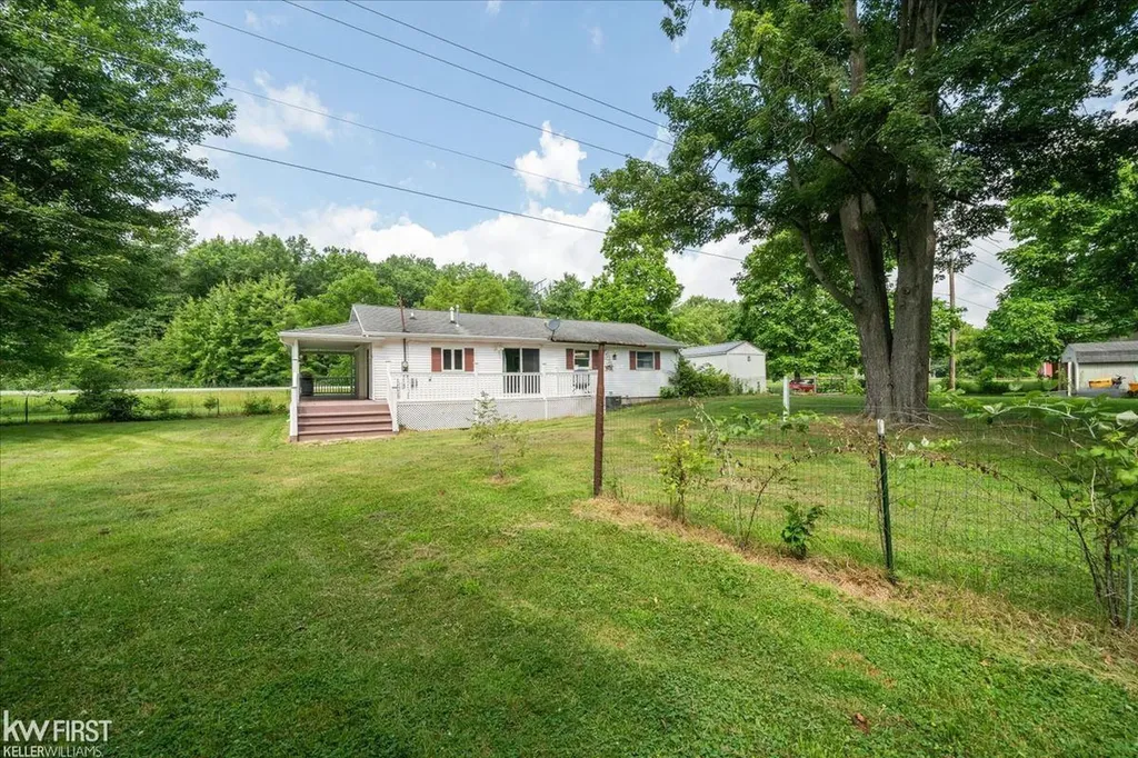 10049 S Graham Road St. Charles Township MI 48655