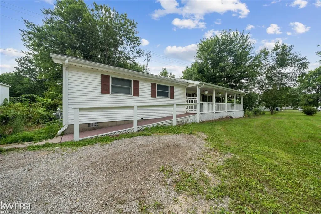 10049 S Graham Road St. Charles Township MI 48655