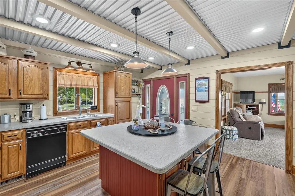 18500 Stuart Road Chesaning Township MI 48616