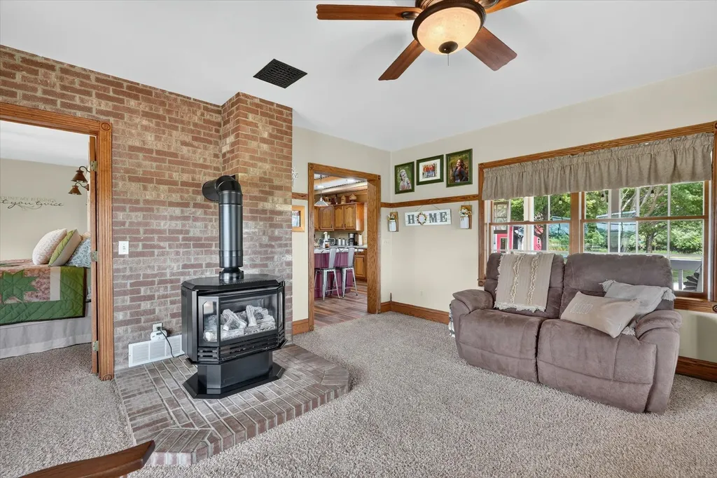 18500 Stuart Road Chesaning Township MI 48616