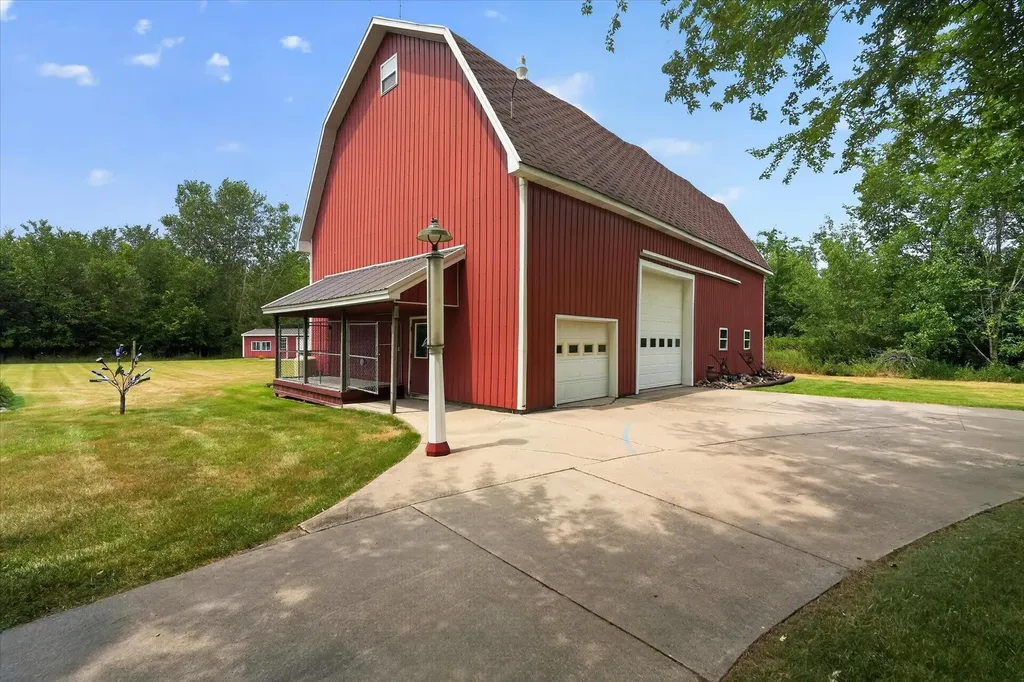 18500 Stuart Road Chesaning Township MI 48616