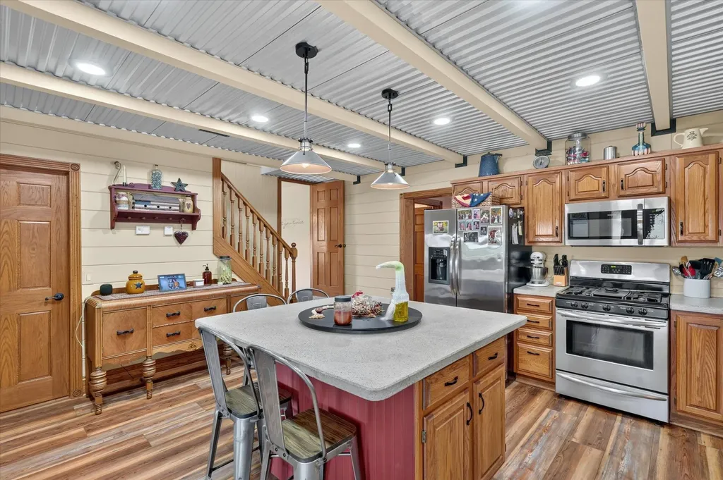 18500 Stuart Road Chesaning Township MI 48616