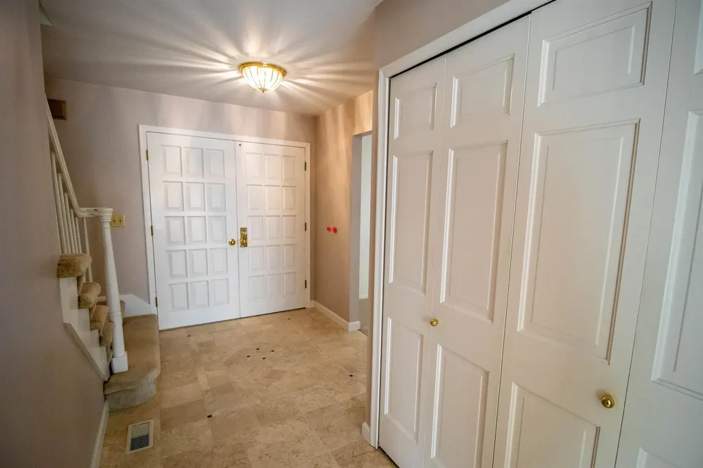 11651 Kings Charter Road Grand Blanc City MI 48439