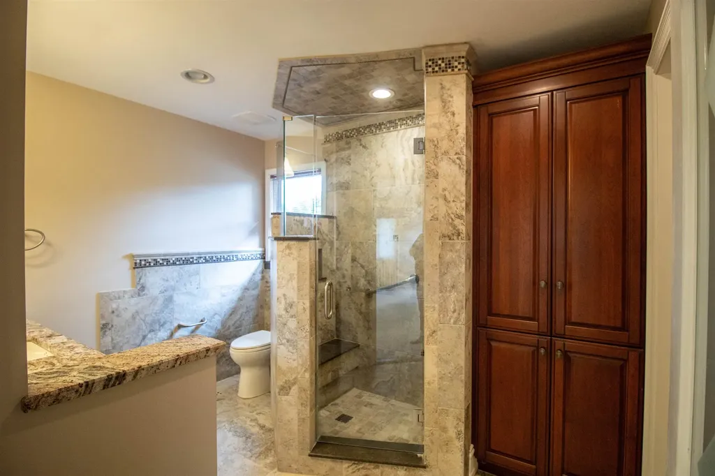 11651 Kings Charter Road Grand Blanc City MI 48439