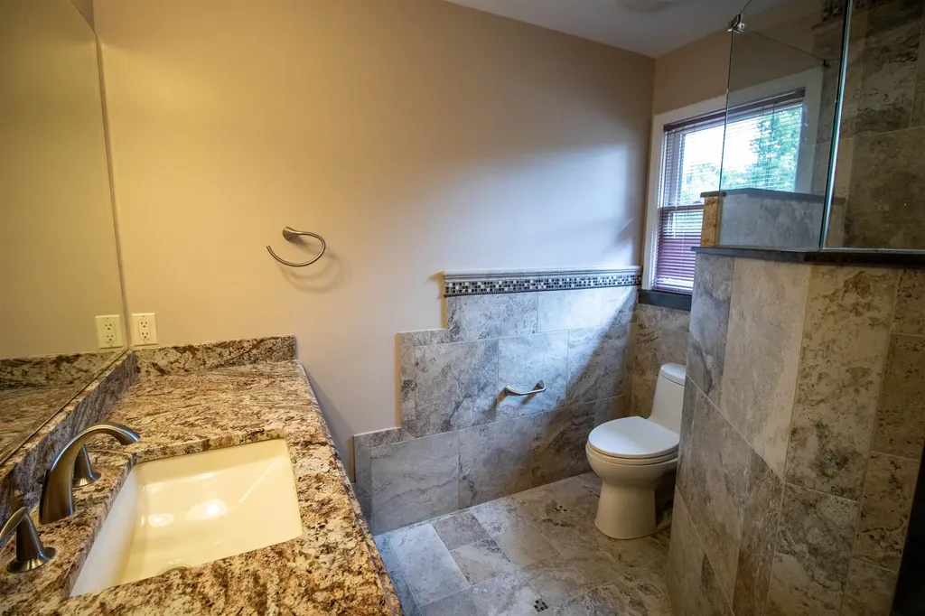 11651 Kings Charter Road Grand Blanc City MI 48439