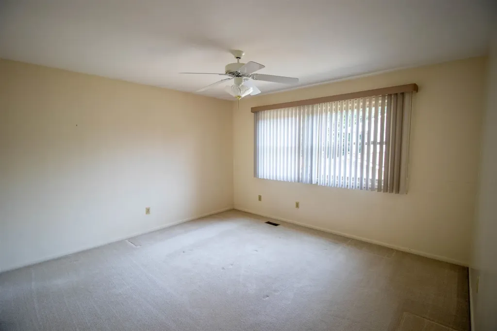 11651 Kings Charter Road Grand Blanc City MI 48439