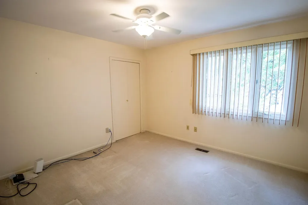 11651 Kings Charter Road Grand Blanc City MI 48439