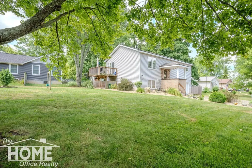 420 Sciota Street Laingsburg City MI 48848