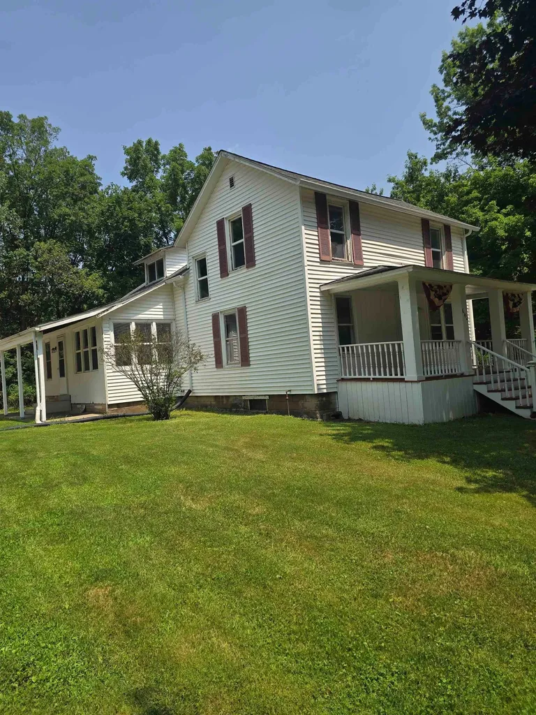 642 Wightman Street Vassar City MI 48768