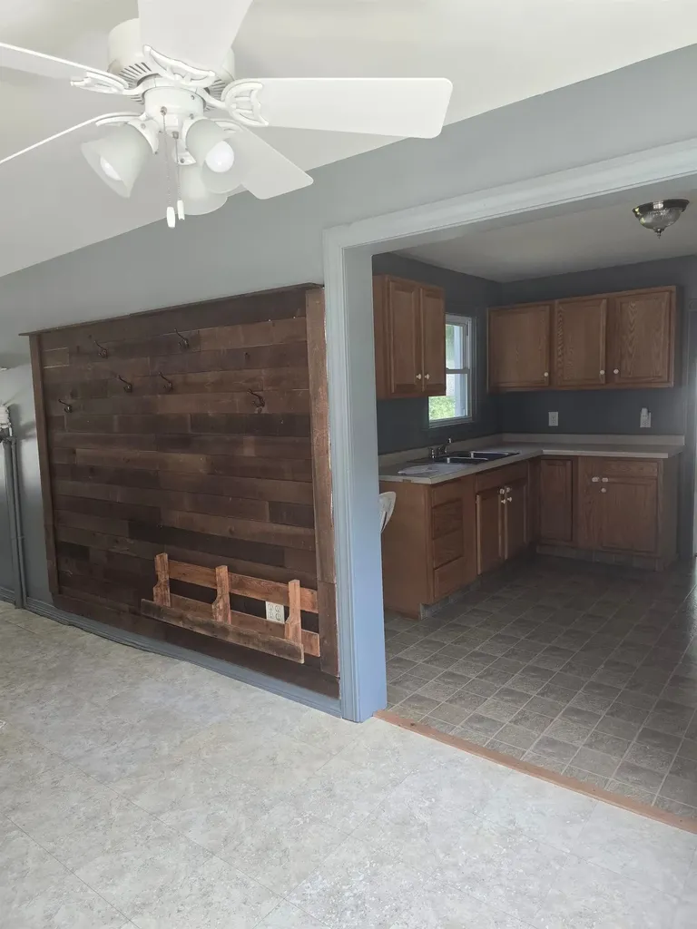 642 Wightman Street Vassar City MI 48768