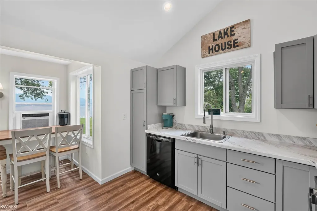 5521 Mabley Hill Road Hartland Township MI 48430