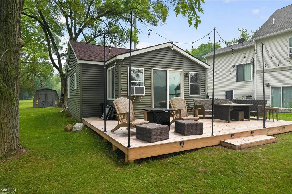 5521 Mabley Hill Road Hartland Township MI 48430