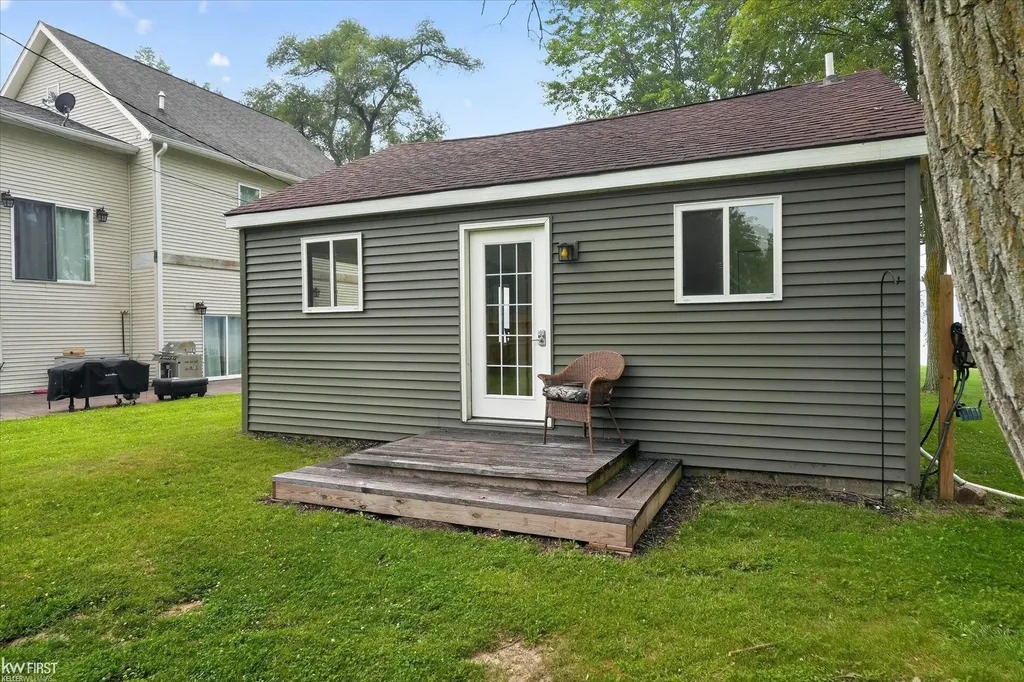 5521 Mabley Hill Road Hartland Township MI 48430