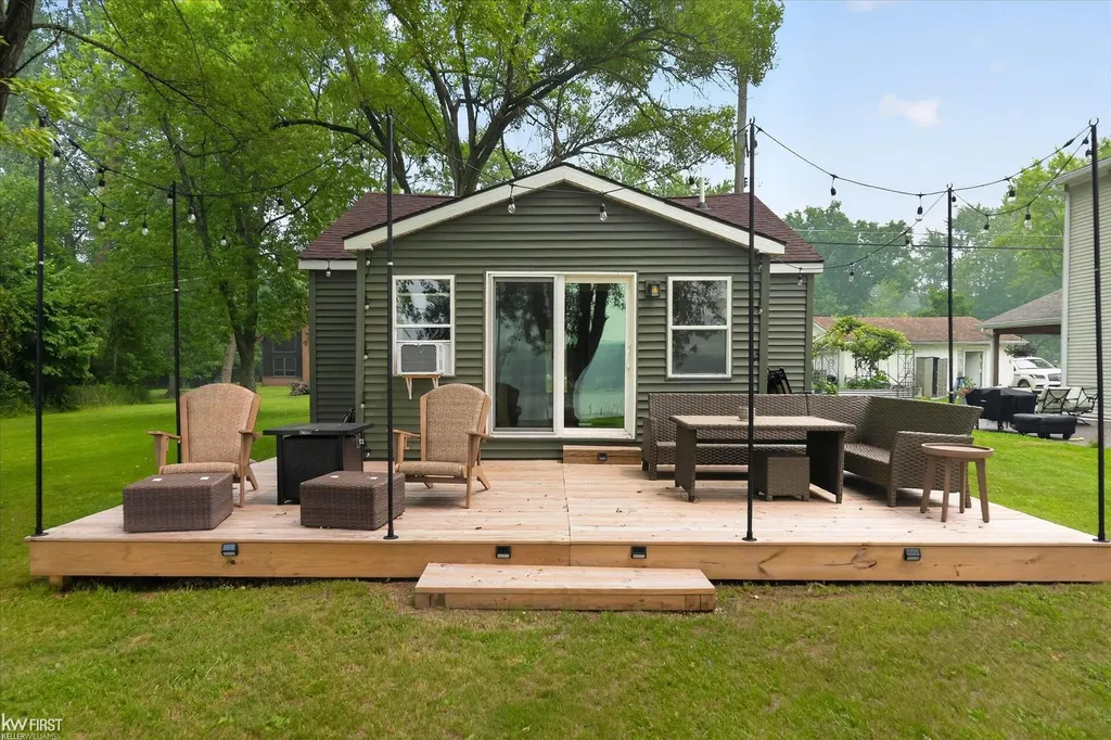 5521 Mabley Hill Road Hartland Township MI 48430