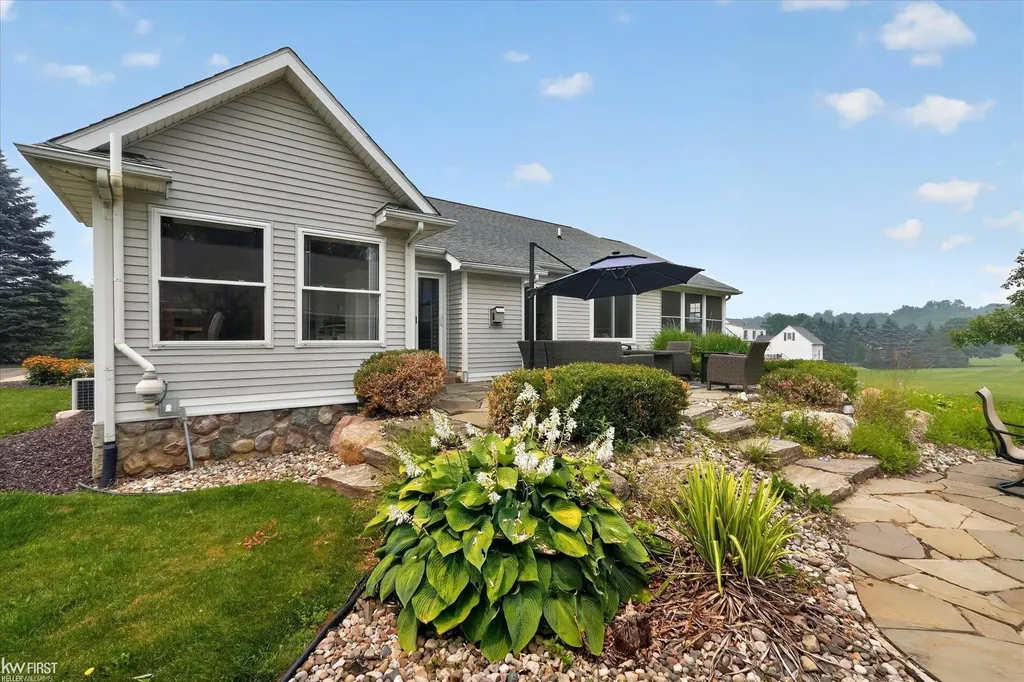 7110 Granger Drive Deerfield Township MI 48855