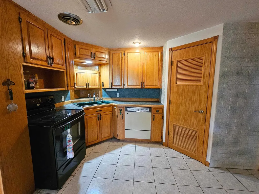 1143 W Wilson Road Vienna Charter Township MI 48420