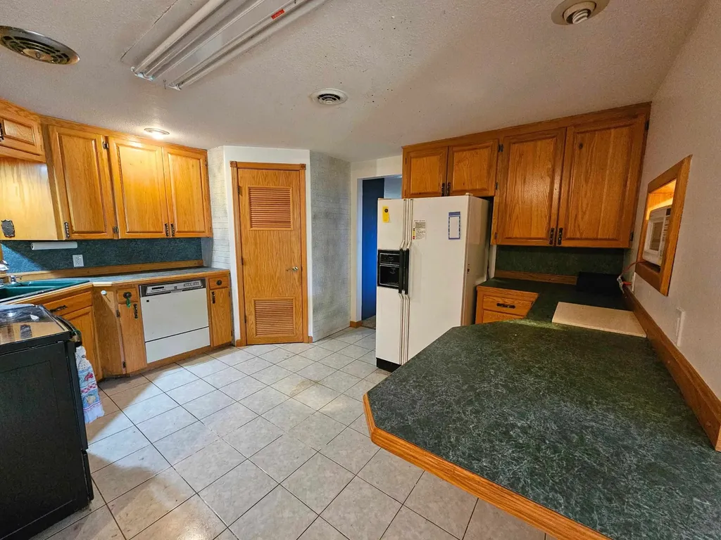 1143 W Wilson Road Vienna Charter Township MI 48420
