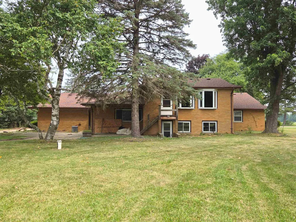 1143 W Wilson Road Vienna Charter Township MI 48420
