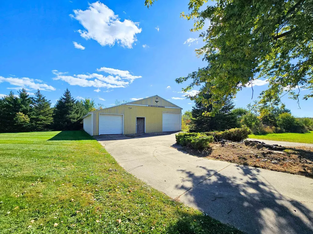 1143 W Wilson Road Vienna Charter Township MI 48420