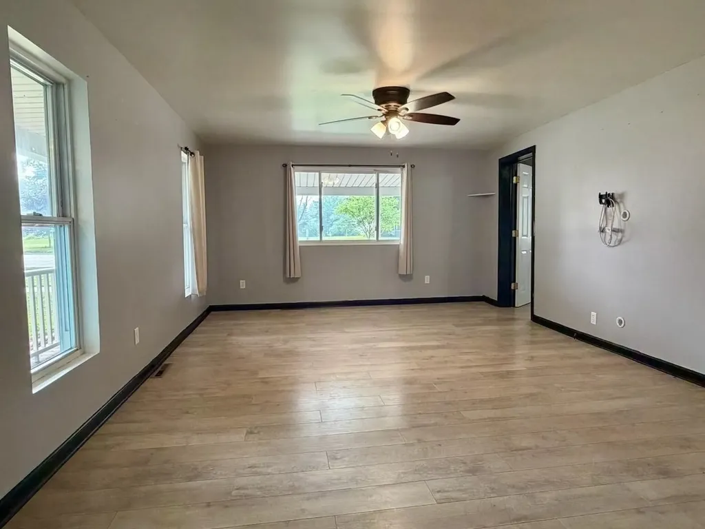 518 W Belle Avenue St. Charles Village MI 48655