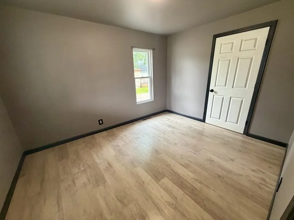 518 W Belle Avenue St. Charles Village MI 48655