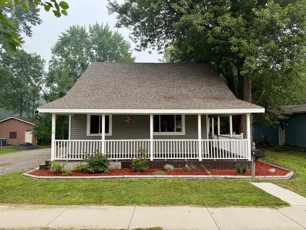 518 W Belle Avenue St. Charles Village MI 48655