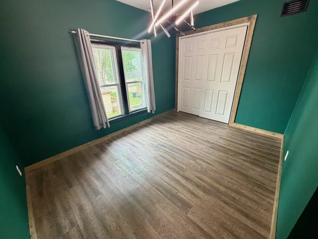 518 W Belle Avenue St. Charles Village MI 48655