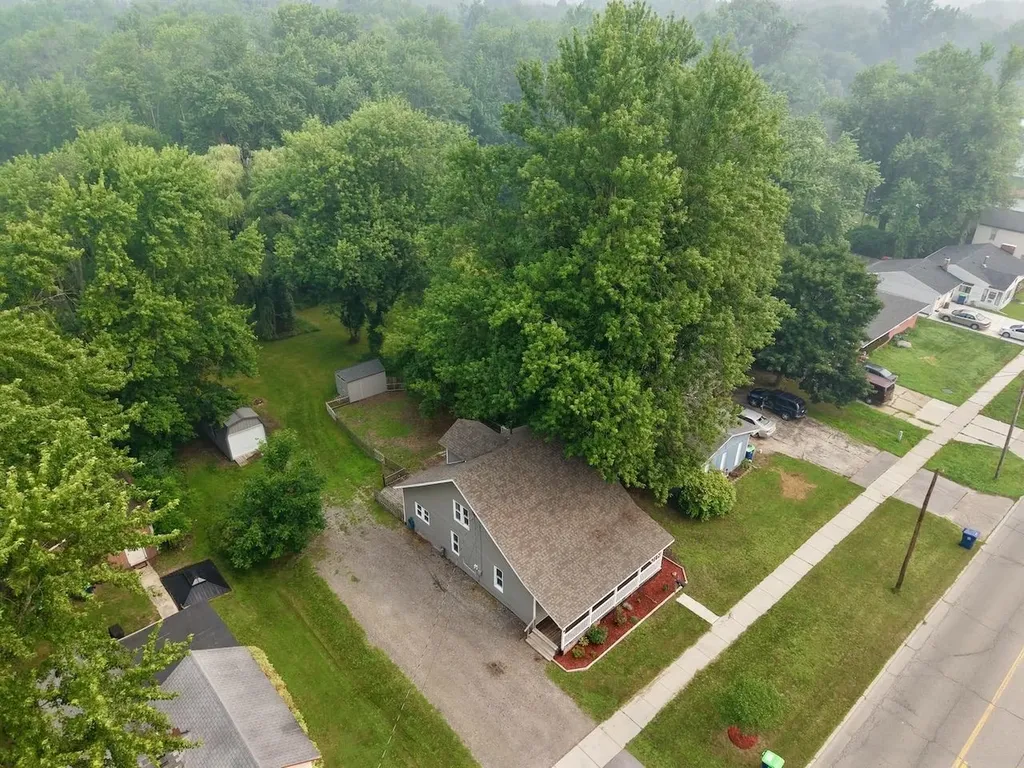 518 W Belle Avenue St. Charles Village MI 48655