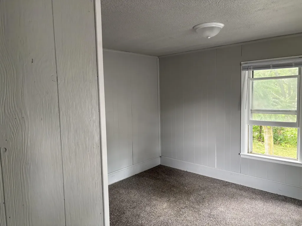 629 Woodlawn Avenue Owosso City MI 48867