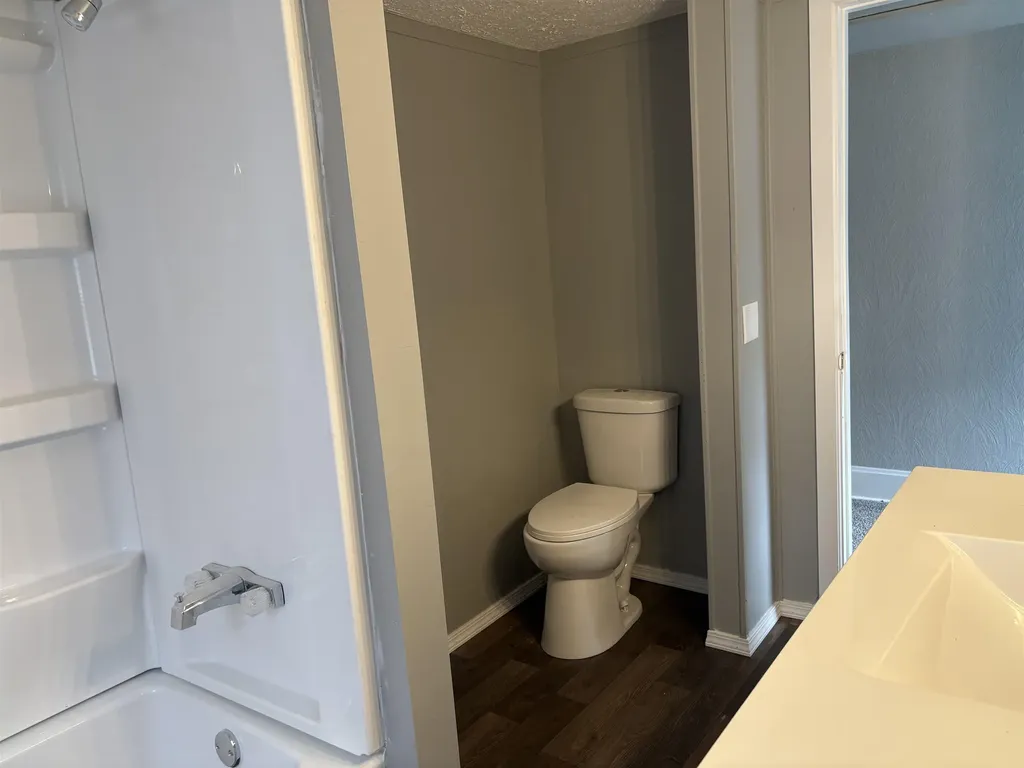 629 Woodlawn Avenue Owosso City MI 48867