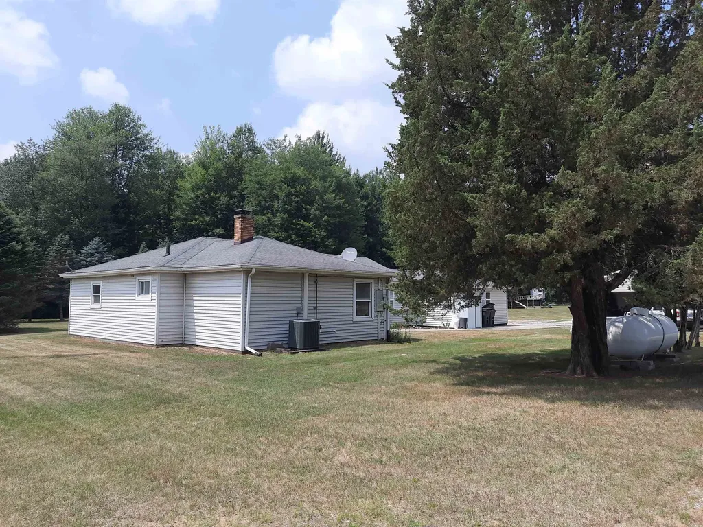 4112 W Sanilac Road Juniata Township MI 48768