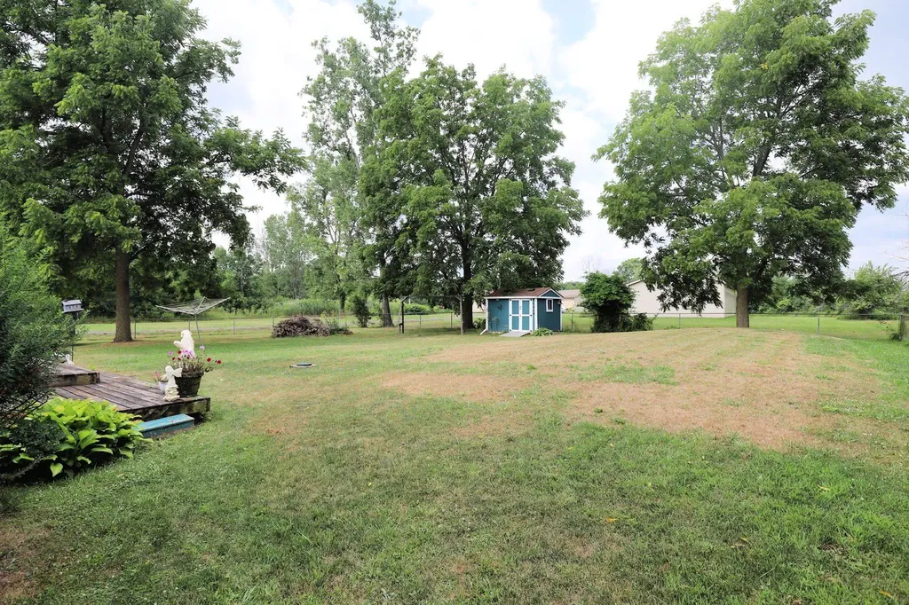7437 N Linden Road Mt. Morris Township MI 48458