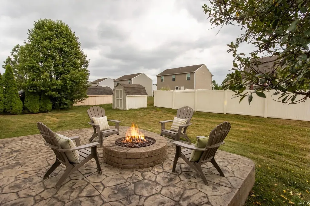 2229 Hunter Lane Burton City MI 48519