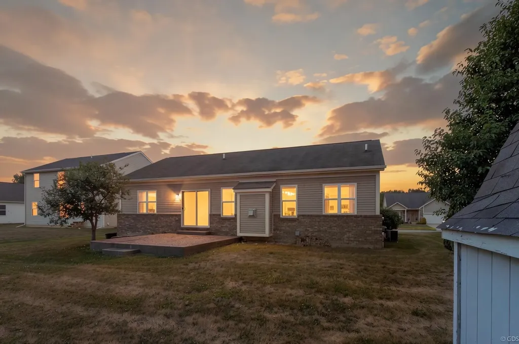 2229 Hunter Lane Burton City MI 48519