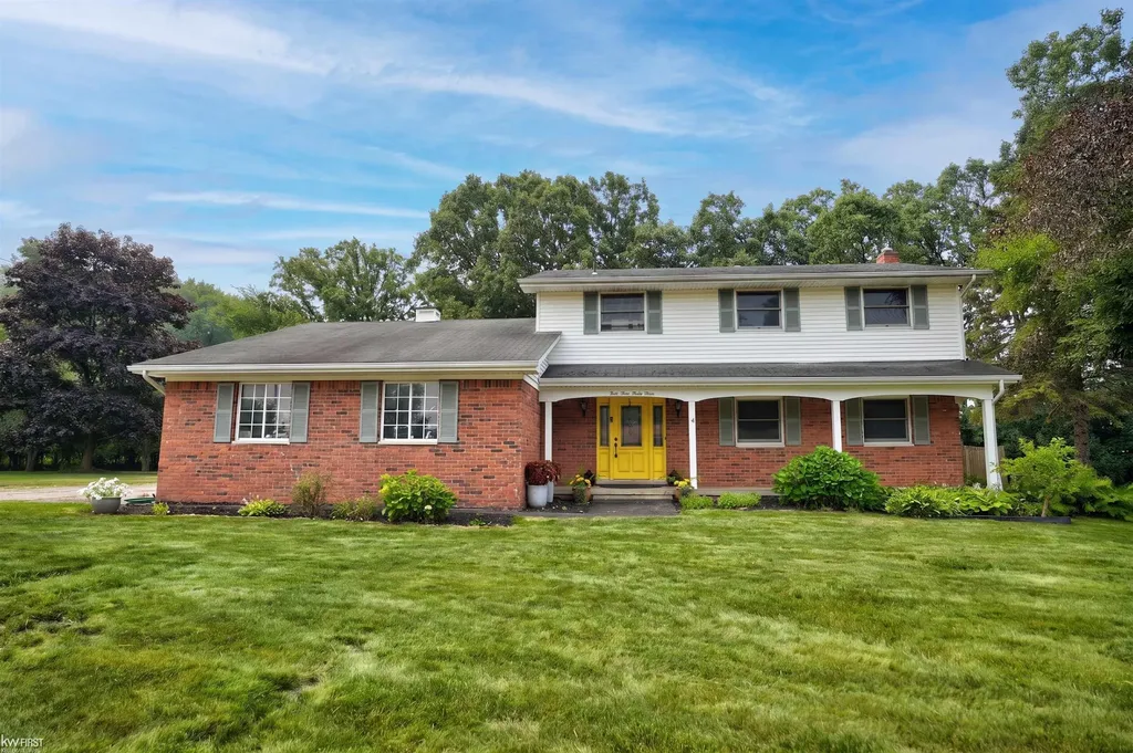 4333 Post Drive Flint Charter Township MI 48532
