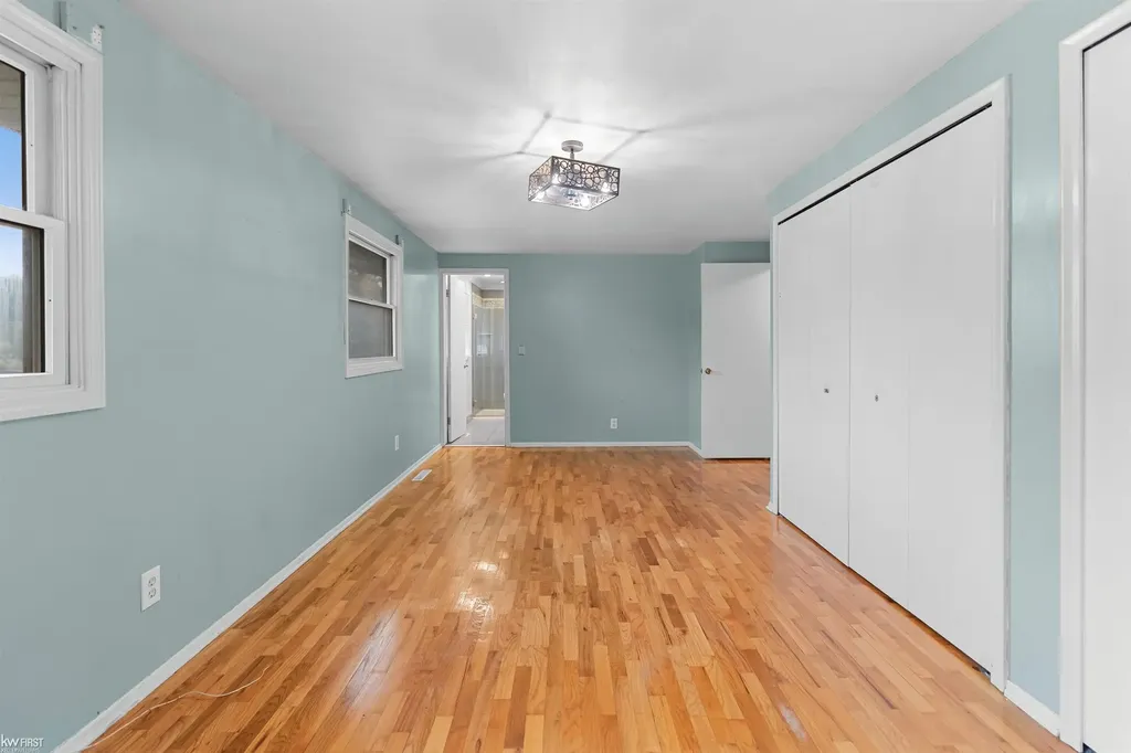 4333 Post Drive Flint Charter Township MI 48532