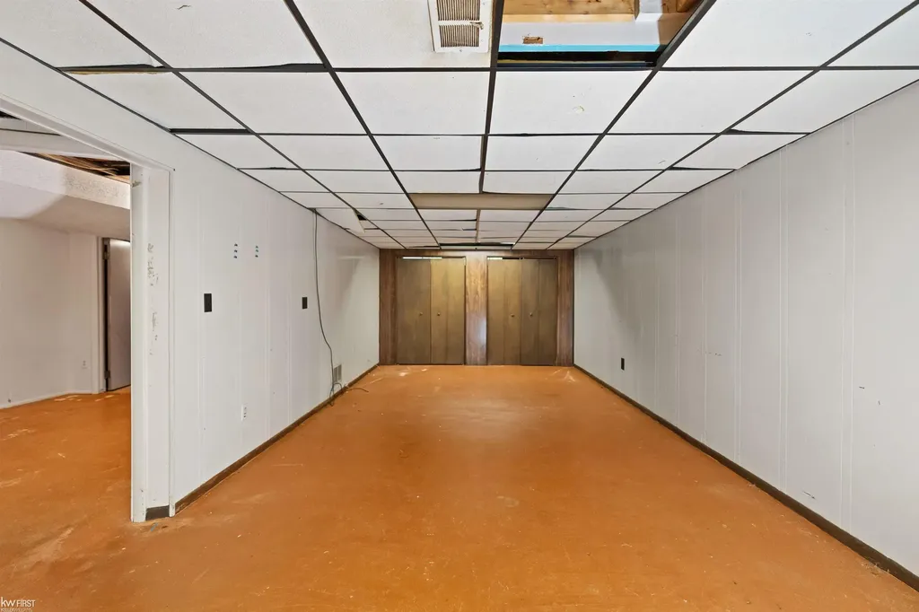 4333 Post Drive Flint Charter Township MI 48532
