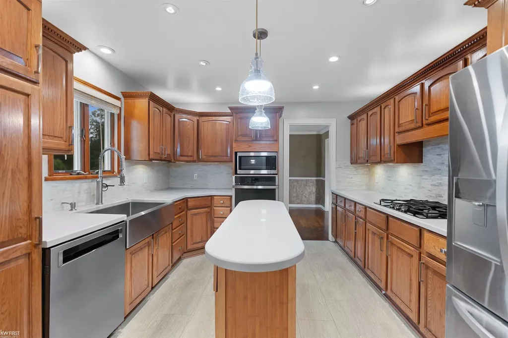 4333 Post Drive Flint Charter Township MI 48532