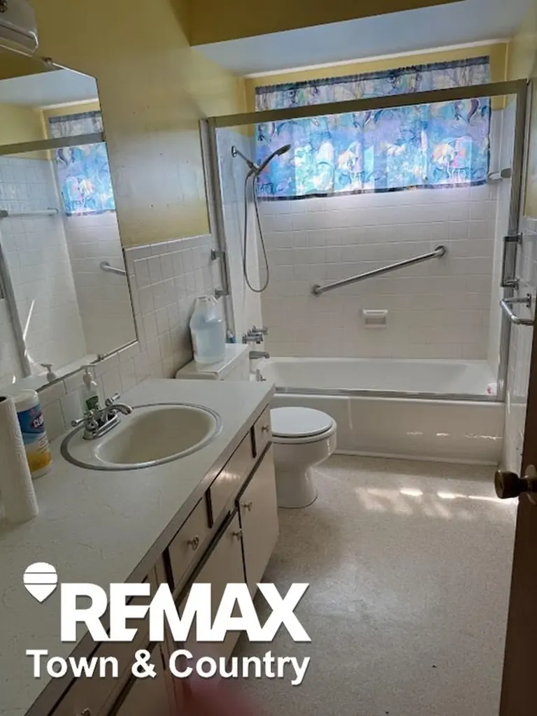 1458 W Wilson Road Vienna Charter Township MI 48420