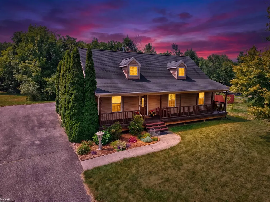 1201 Lexa Lane Mundy Township MI 48507
