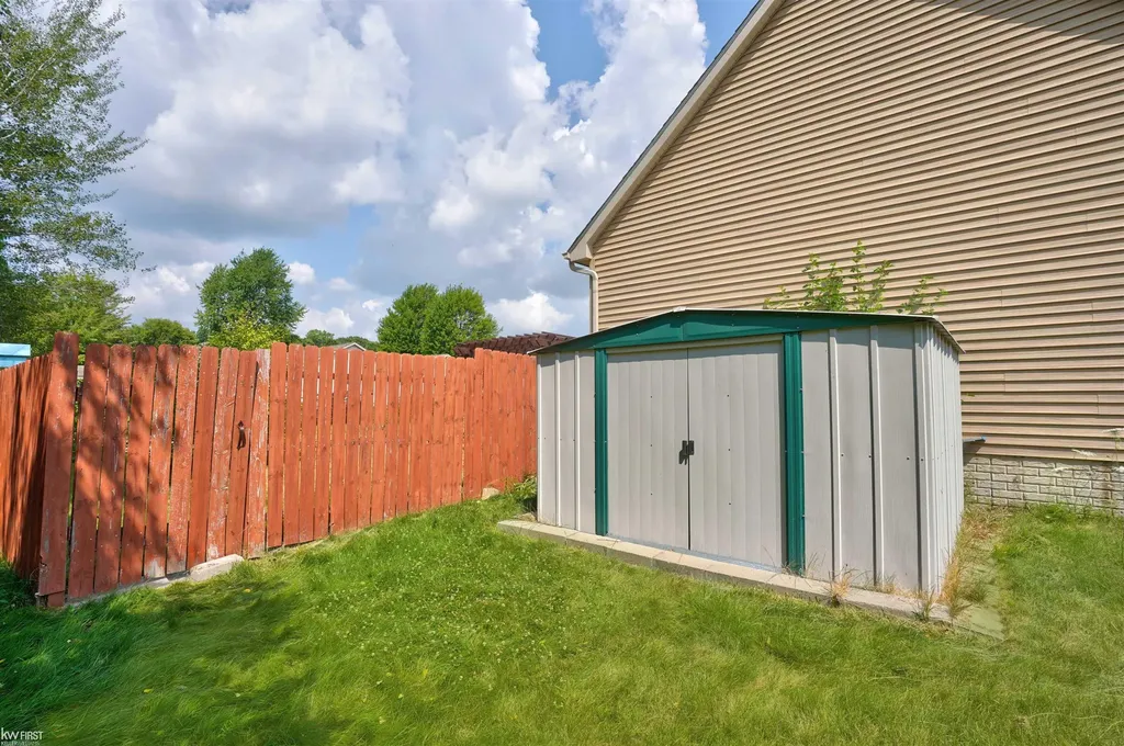 1201 Lexa Lane Mundy Township MI 48507