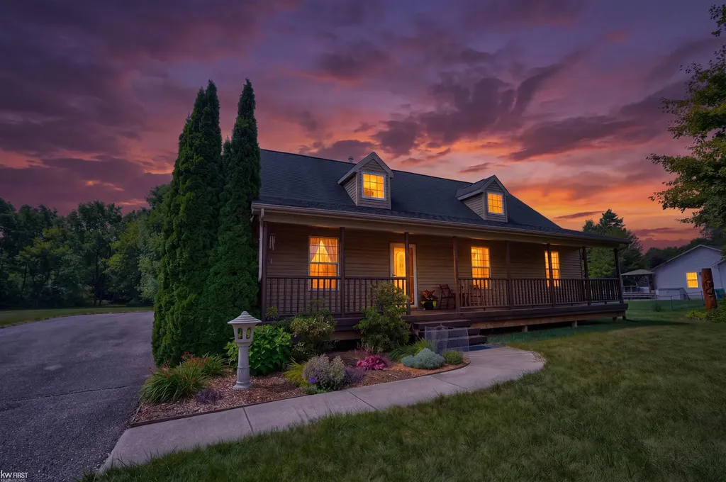 1201 Lexa Lane Mundy Township MI 48507