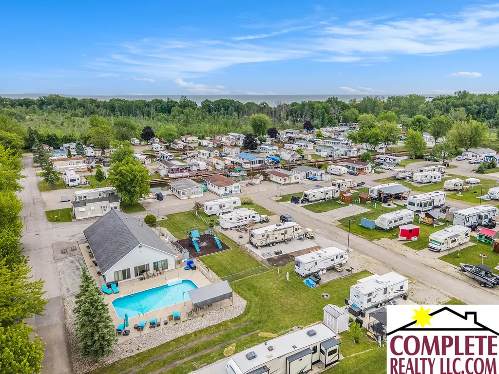 831 S Main, Unit 213 Street Au Gres City MI 48703