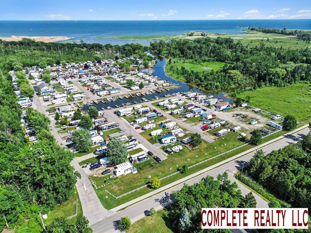 831 S Main, Unit 213 Street Au Gres City MI 48703