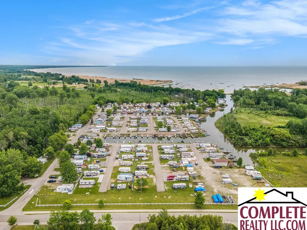 831 S Main, Unit 213 Street Au Gres City MI 48703